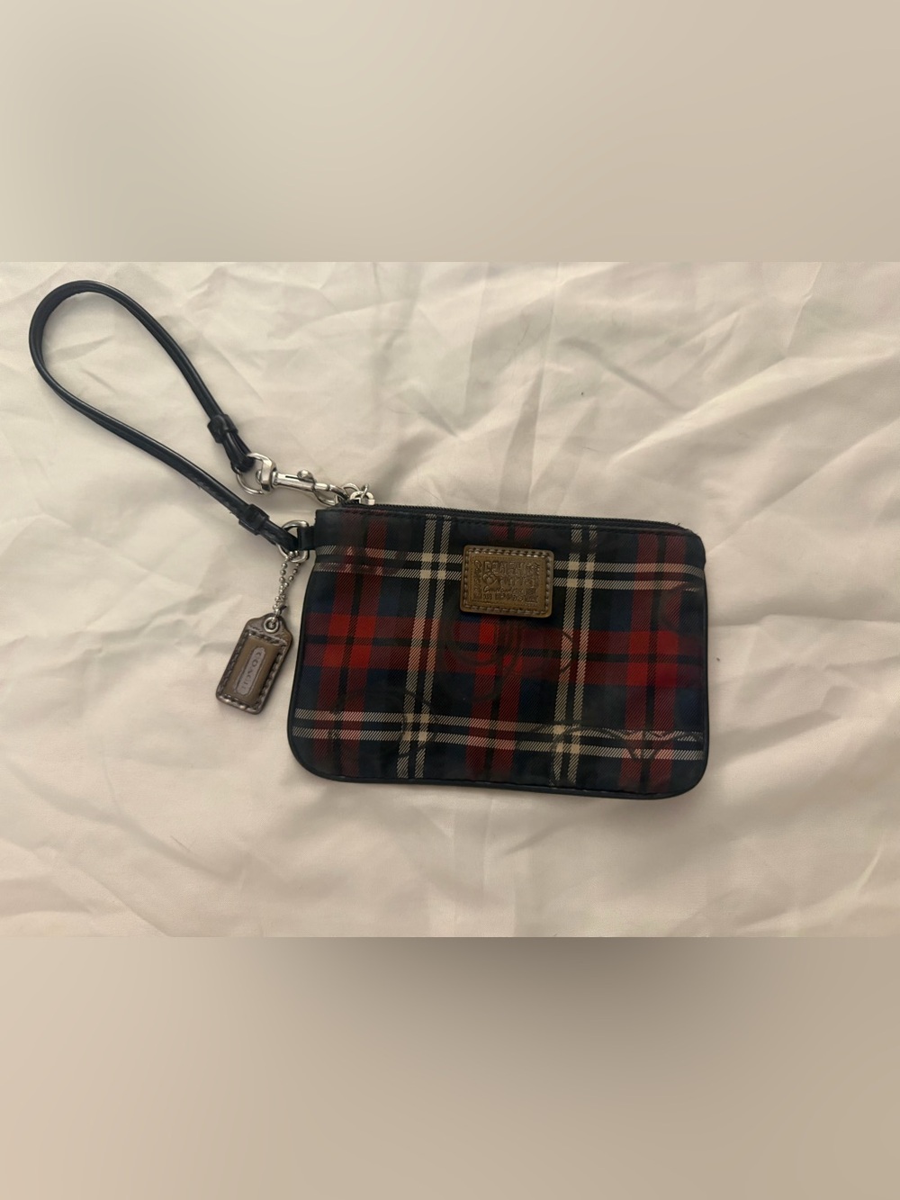 Coach Poppy Tartan Plaid Wristlet Red Black Zip Pouch Hangtag